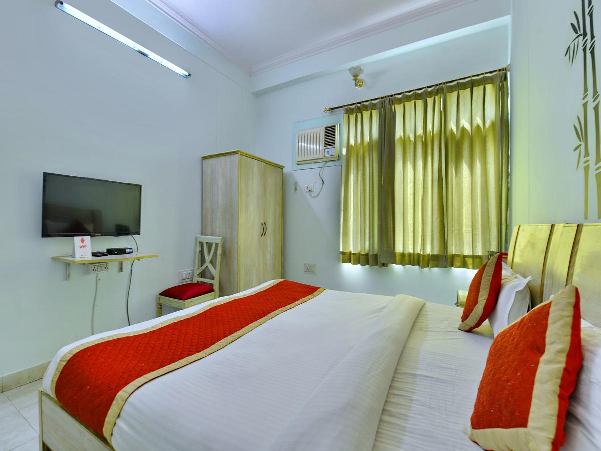 Oyo 8051 Don Jon Hotel